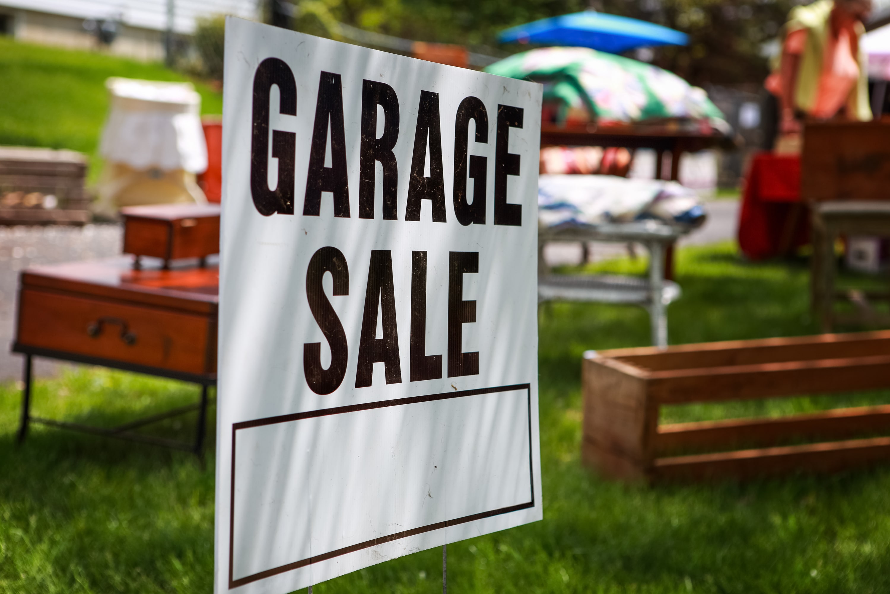 List a garage sale for free
