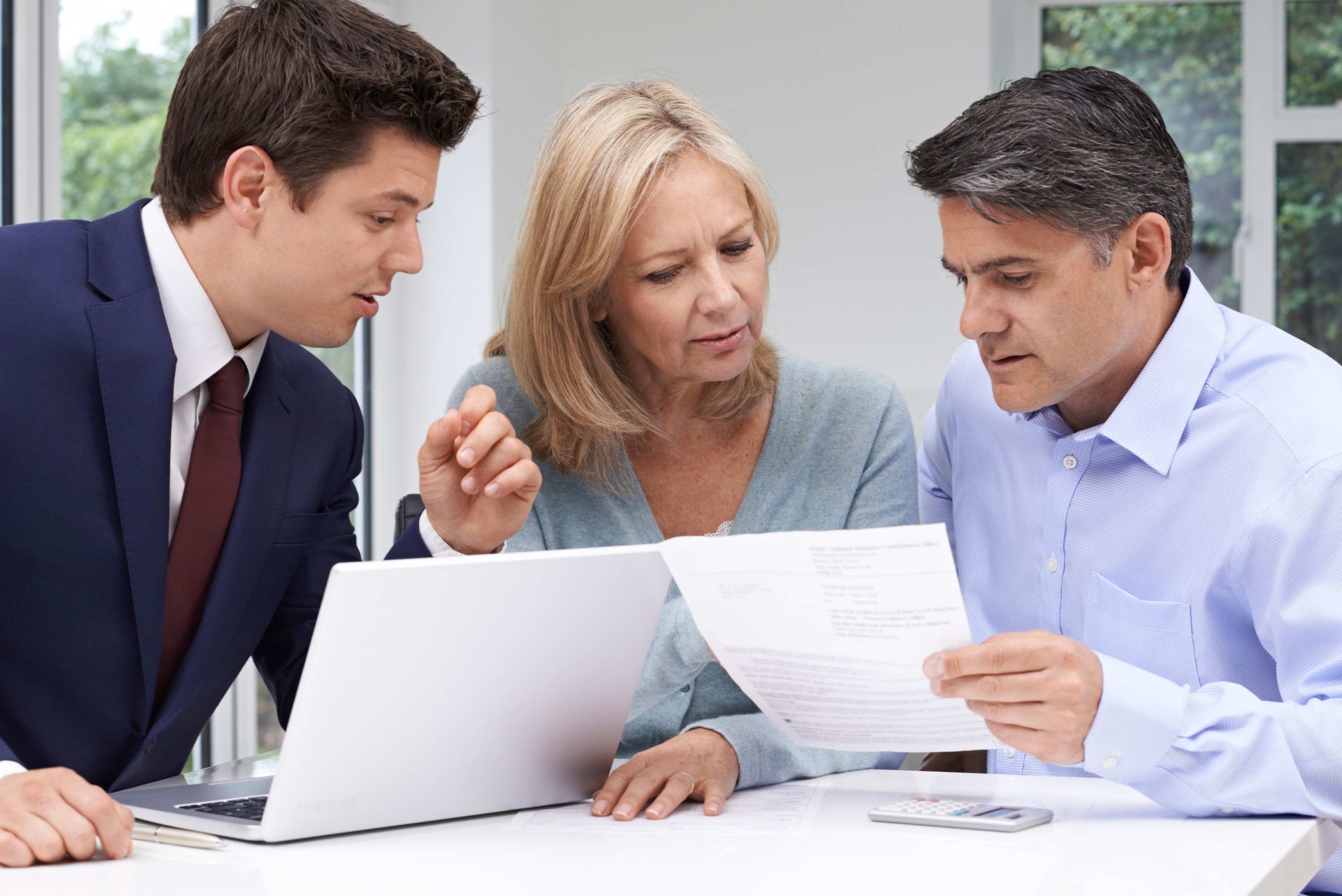 How To Find Choose A Financial Advisor 7 Things To Consider